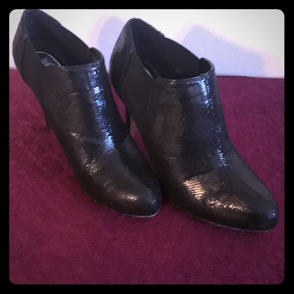 White House Black Market heels